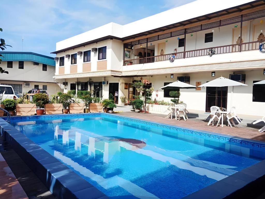 Aerostop Hotel & Restaurant Plaridel  Dış mekan fotoğraf