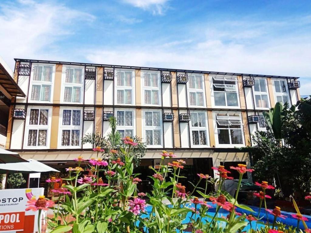Aerostop Hotel & Restaurant Plaridel  Dış mekan fotoğraf
