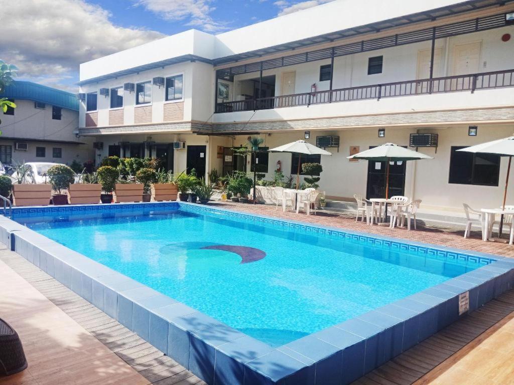 Aerostop Hotel & Restaurant Plaridel  Dış mekan fotoğraf