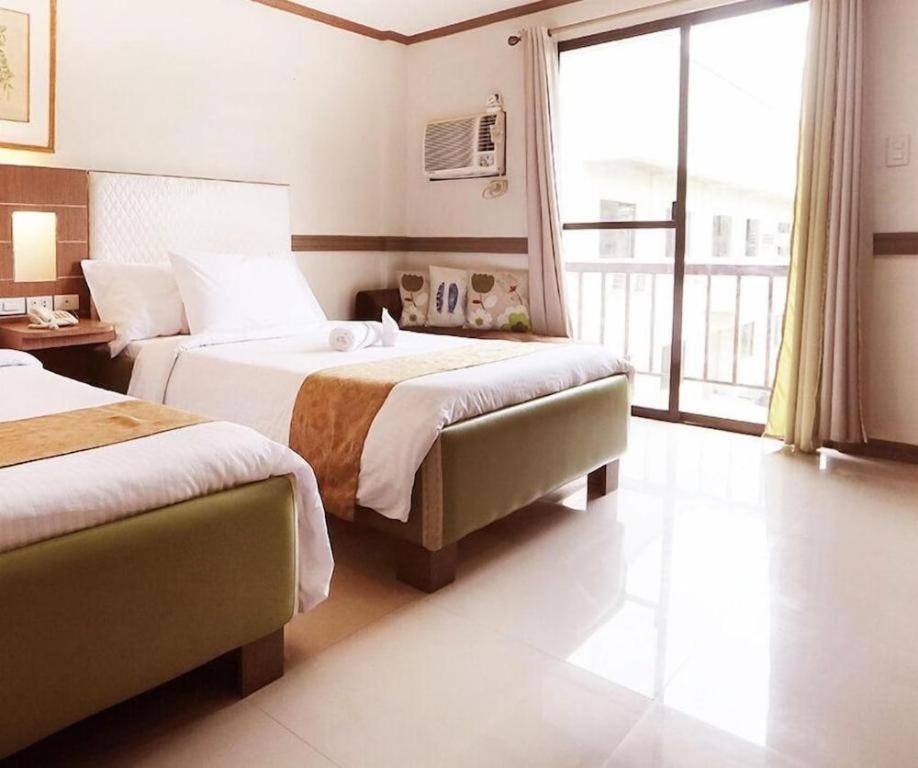 Aerostop Hotel & Restaurant Plaridel  Dış mekan fotoğraf