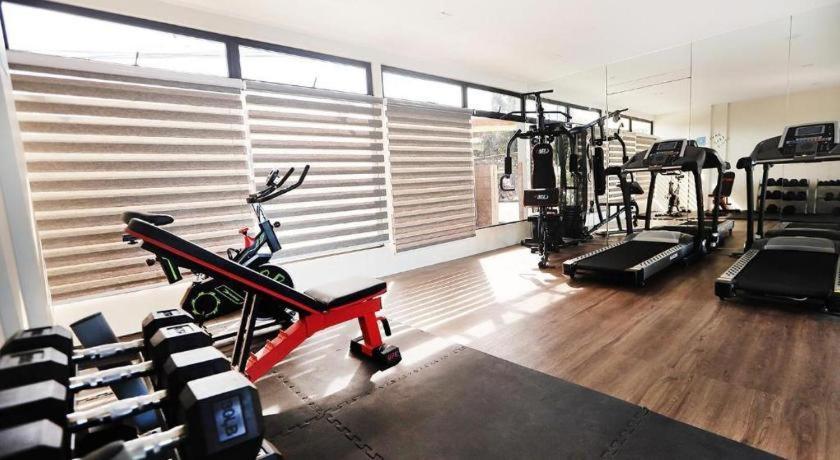 Aerostop Hotel & Restaurant Plaridel  Dış mekan fotoğraf