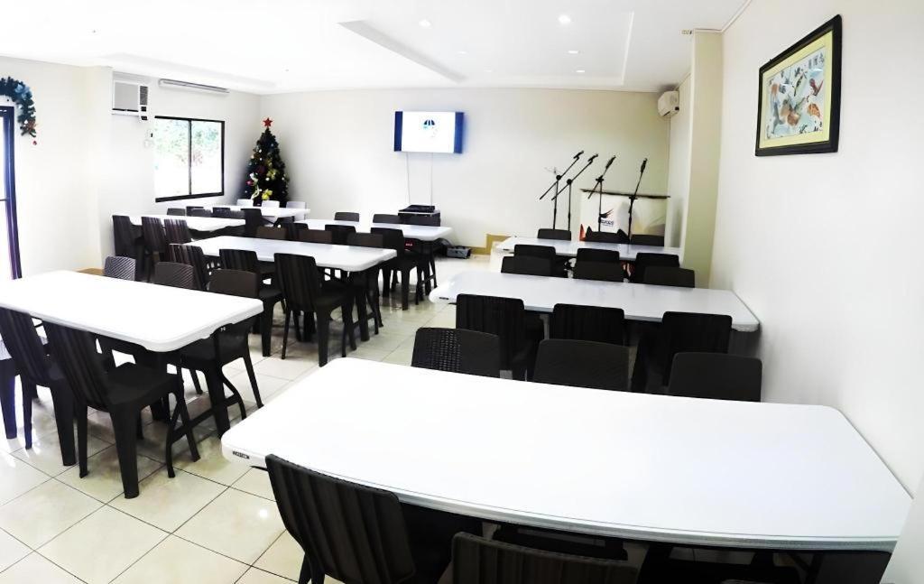 Aerostop Hotel & Restaurant Plaridel  Dış mekan fotoğraf